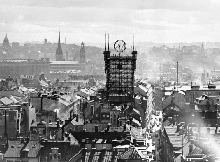 Underbara bjälkar från rivningen av Klarakvarteren...