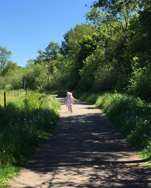 Underbar dag i solen på Rönninge gård...
