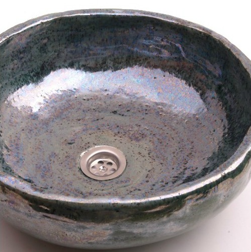 Fest i dagarna tre? Nej tre fester på en dag... och ett badrum i stort behov av en moodboard...