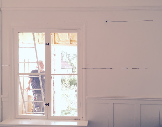 Vad hände bakom ryggen igår? Jo...