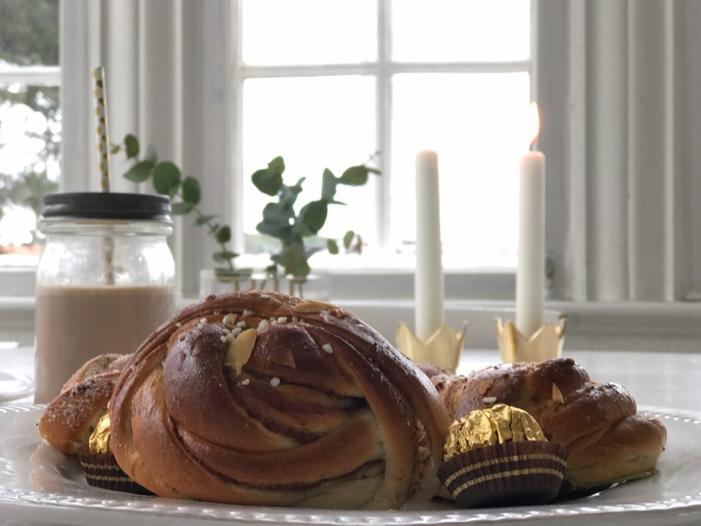 Mysfika och kalasförberedelser